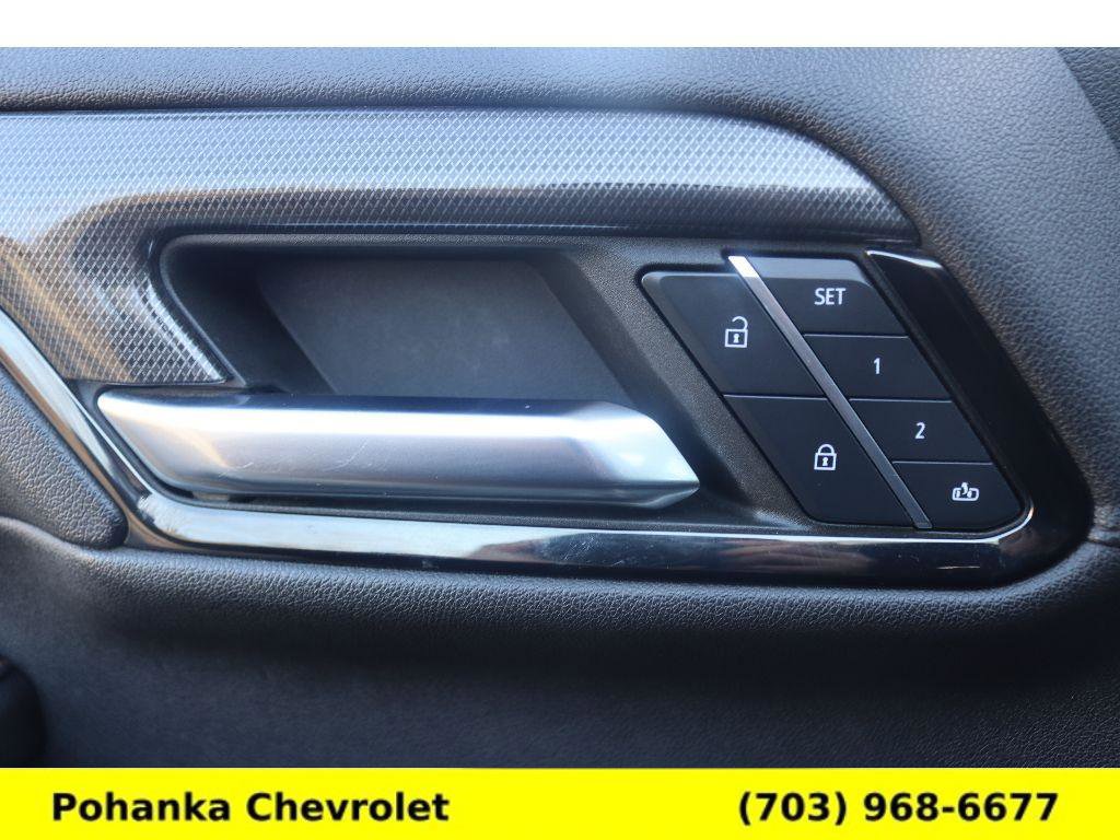 Used 2024 GMC Sierra 3500 AT4 w/ AT4 Premium Plus Package image 23