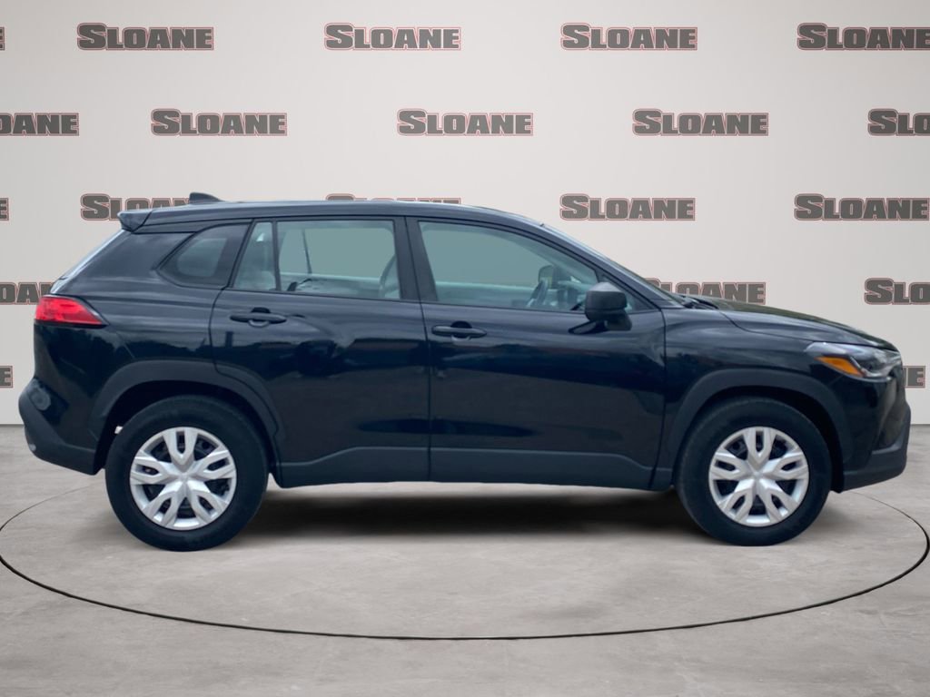 Used 2024 Toyota Corolla Cross L FWD image 6