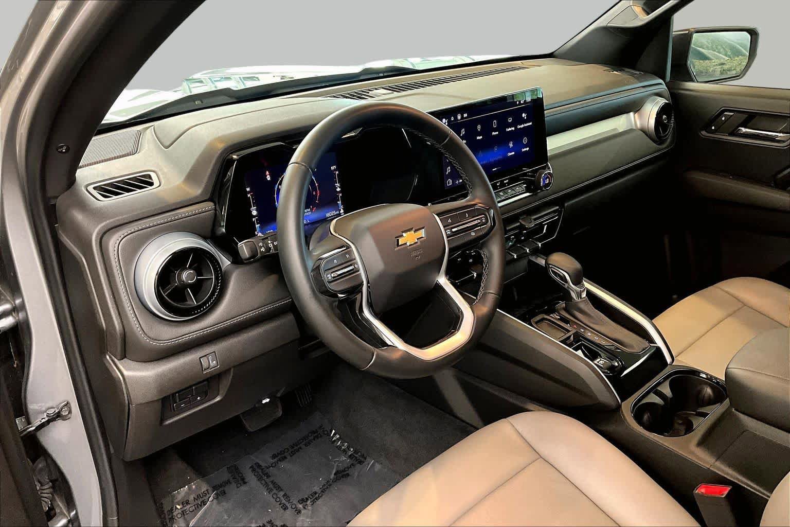 Used 2023 Chevrolet Colorado LT w/ LT Convenience Package RWD image 17