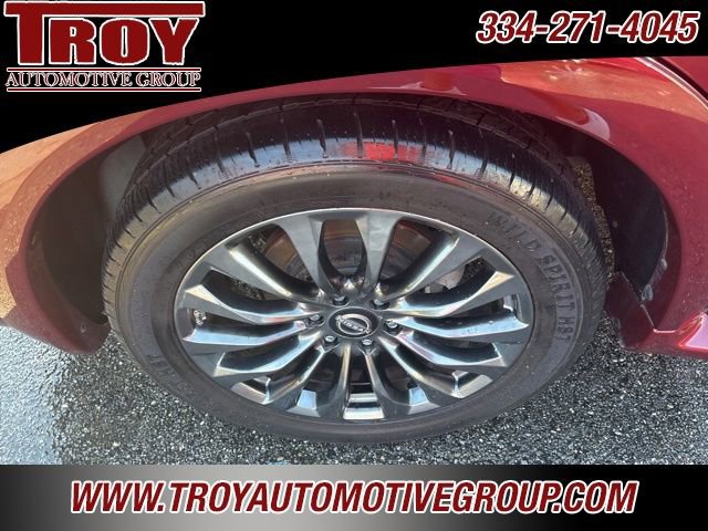 Used 2021 Nissan Armada Platinum w/ Captain's Chairs Package RWD image 17