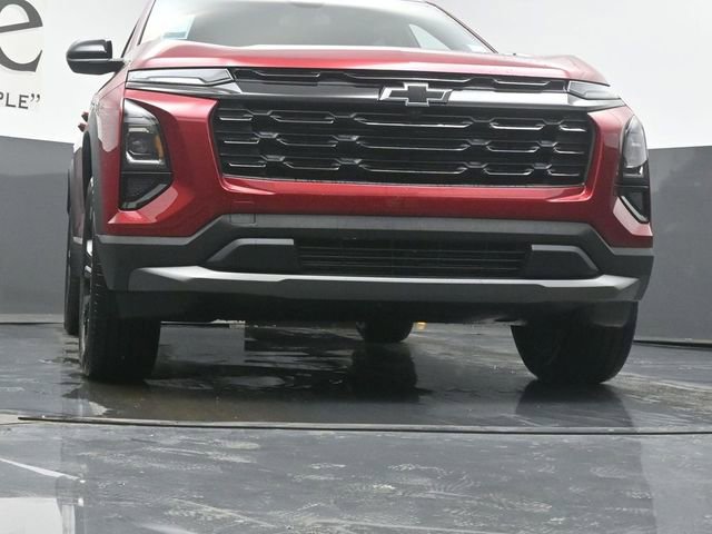 New 2026 Chevrolet Equinox LT w/ Midnight Edition image 3