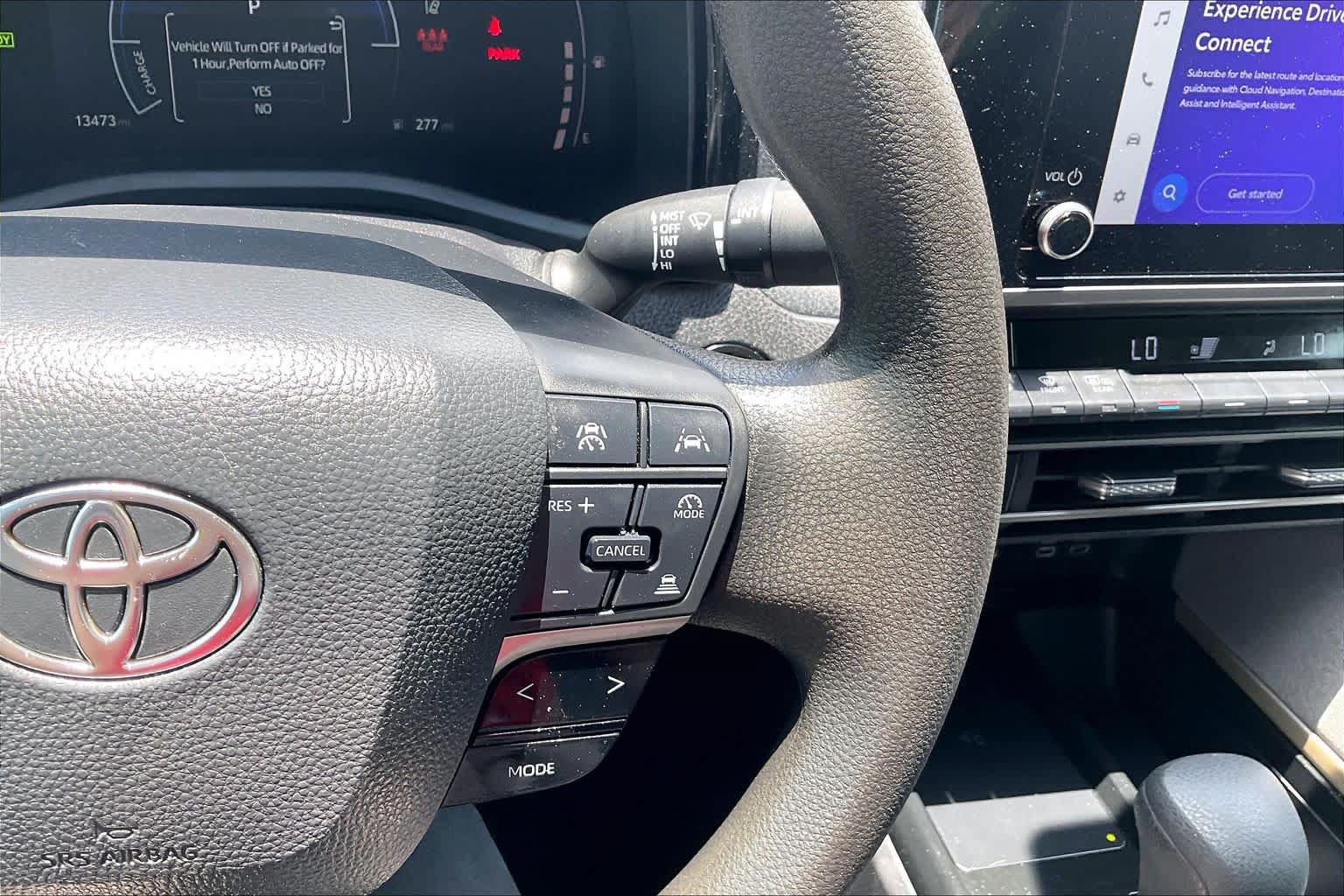 Used 2025 Toyota Camry LE w/ Convenience Package FWD image 23