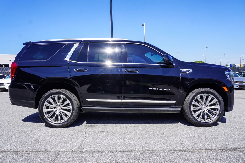 Used 2021 GMC Yukon Denali w/ Denali Premium Package image 30