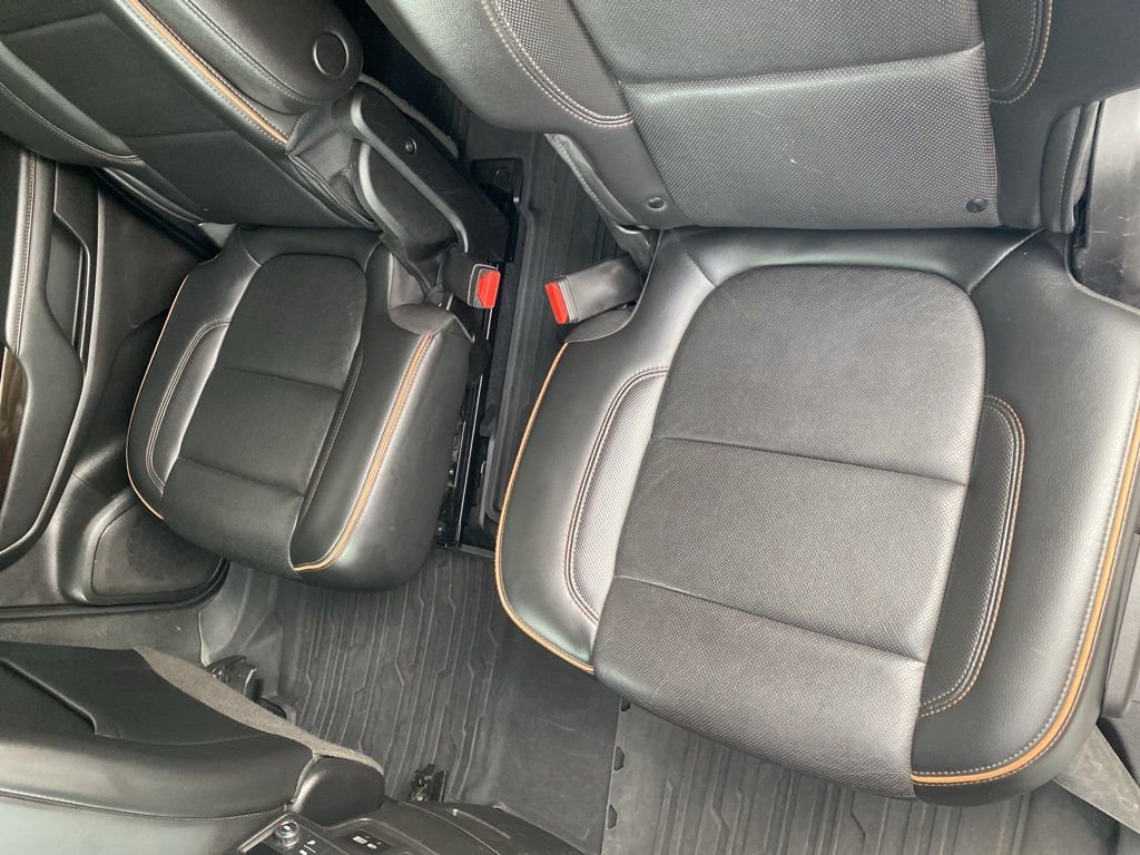 Used 2023 GMC Acadia AT4 w/ Technology Package image 33