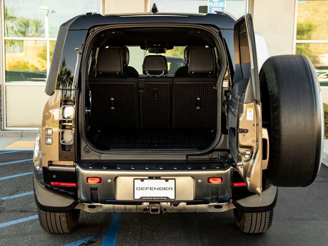 Certified 2022 Land Rover Defender 110 X AWD/4WD image 29