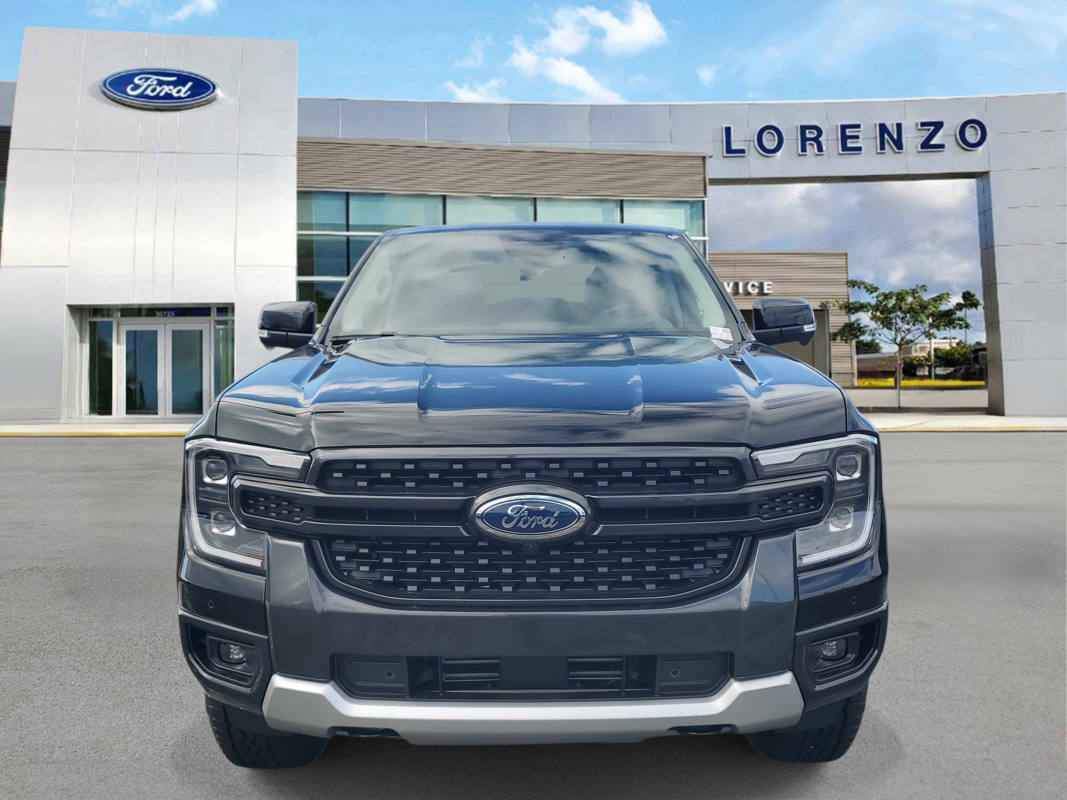 New 2025 Ford Ranger Lariat w/ FX4 Off-Road Package image 2