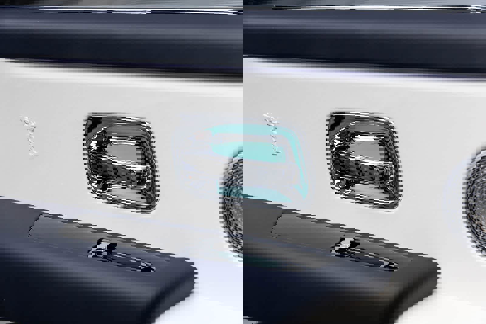 Used 2023 Rolls-Royce Cullinan w/ Cullinan Package image 70