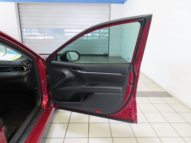 Used 2022 Toyota Camry LE FWD image 26