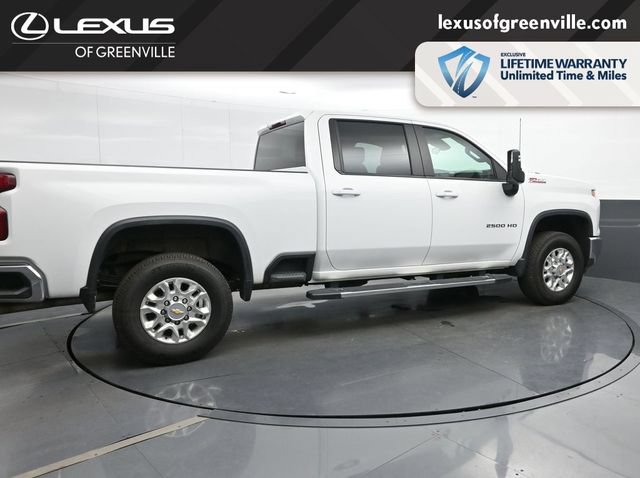 Used 2025 Chevrolet Silverado 2500 LT AWD/4WD image 8