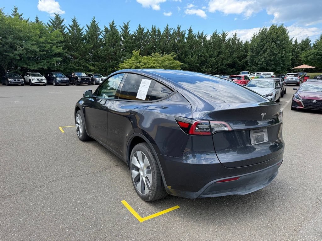 Used 2024 Tesla Model Y Long Range AWD/4WD image 4