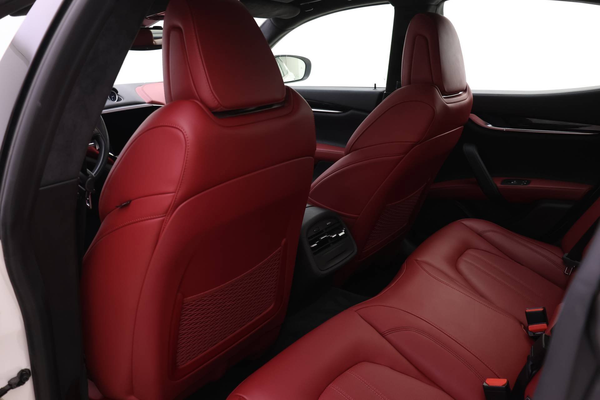 Used 2022 Maserati Ghibli Modena Q4 image 15