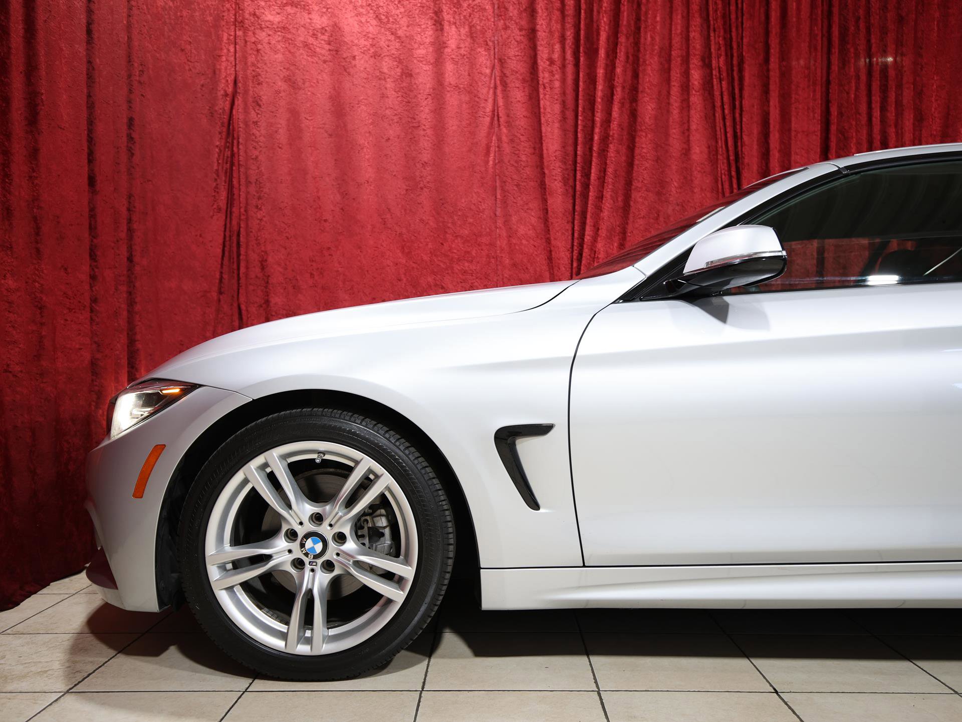 Used 2018 BMW 430i Convertible image 6