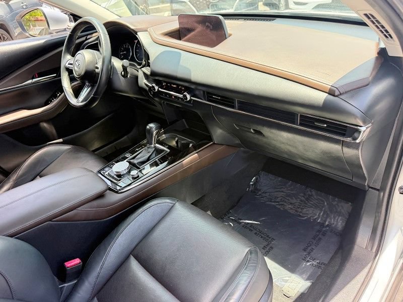 Used 2021 MAZDA CX-30 FWD 2.5 S w/ Premium Package image 17