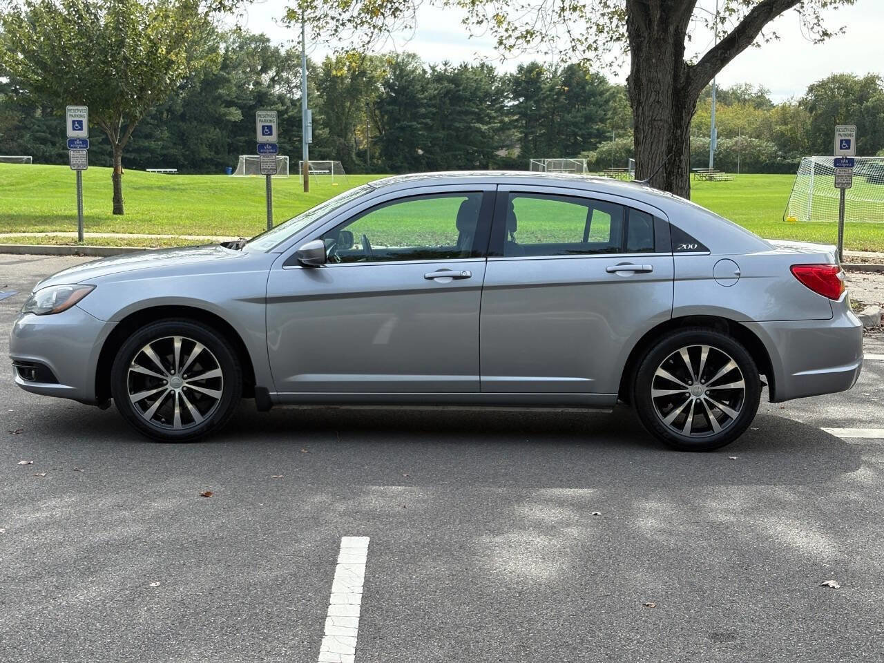 Used 2014 Chrysler 200 Touring w/ 200 S Group image 10