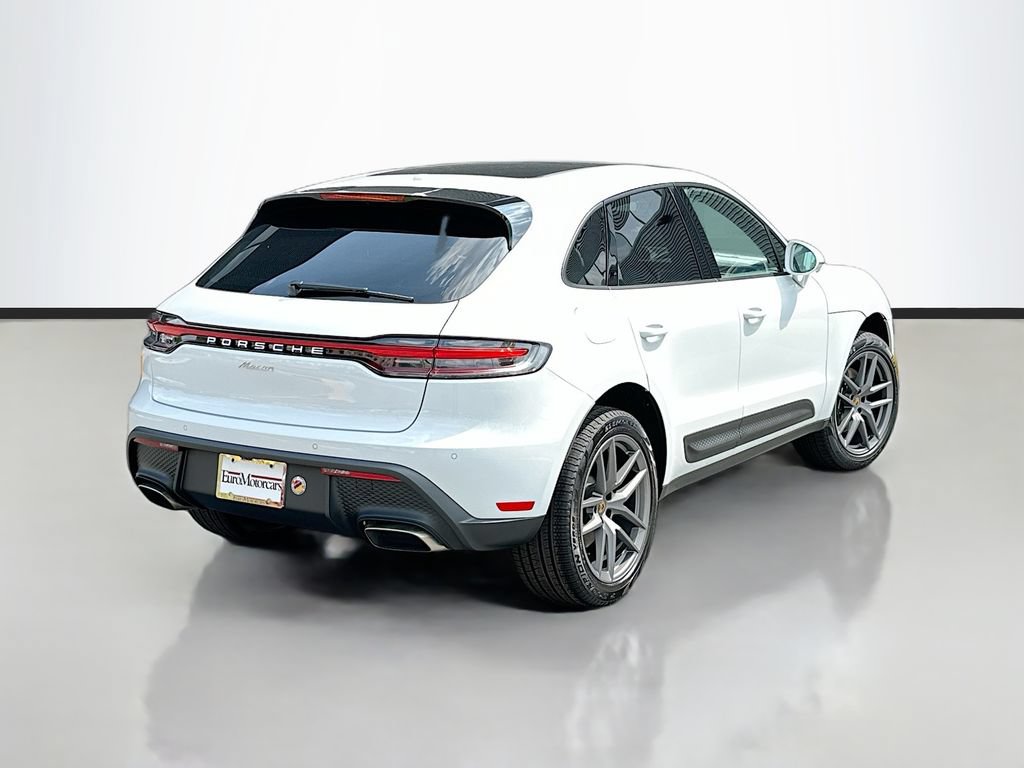 New 2026 Porsche Macan AWD/4WD image 9
