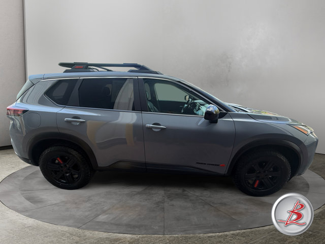 Used 2026 Nissan Rogue SV AWD/4WD image 8