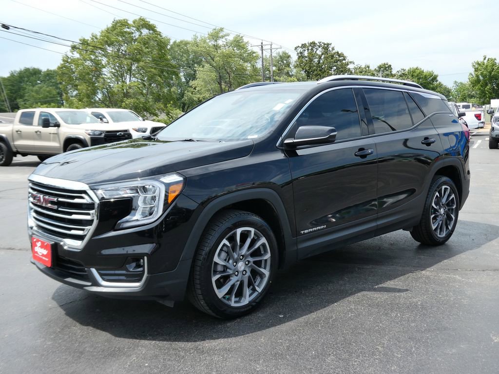 Certified 2022 GMC Terrain SLT AWD/4WD image 10
