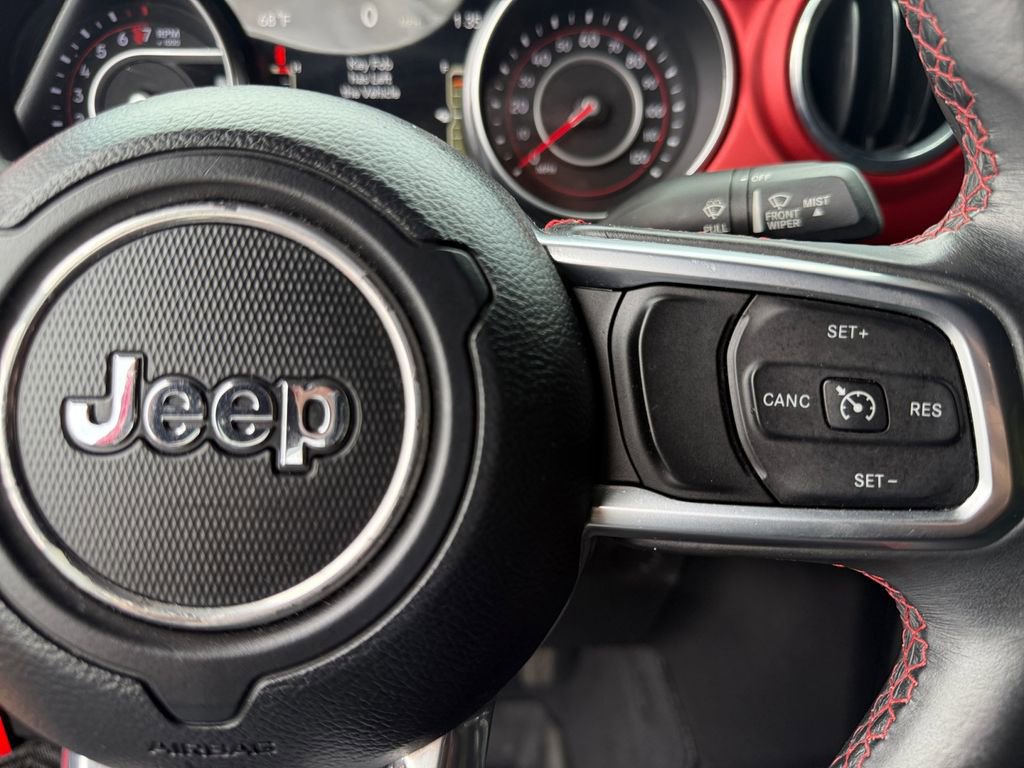 Used 2018 Jeep Wrangler Unlimited Rubicon AWD/4WD image 26