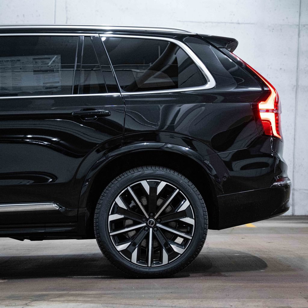 New 2026 Volvo XC90 T8 Ultra w/ Protection Package Premier AWD/4WD image 4