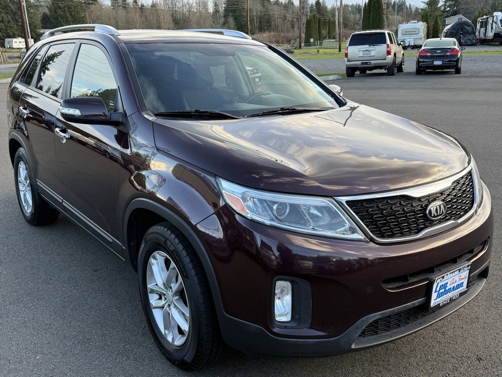 Used 2015 Kia Sorento LX image 7