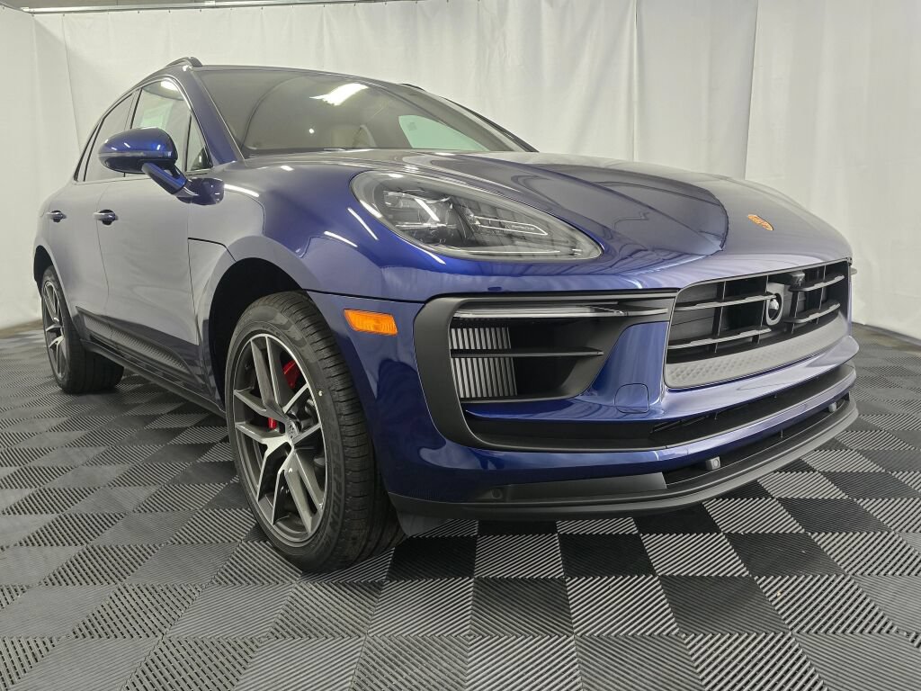 New 2026 Porsche Macan S AWD/4WD image 9