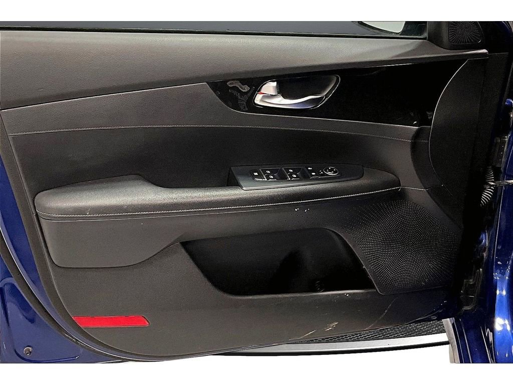 Used 2020 Kia Forte GT-Line image 24