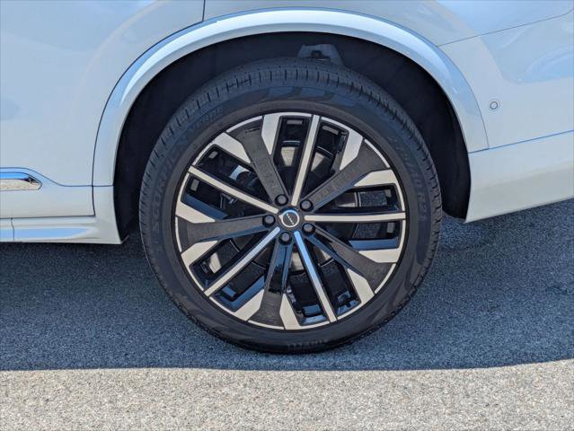 Used 2026 Volvo XC90 B6 Plus w/ Protection Package Premier AWD/4WD image 9