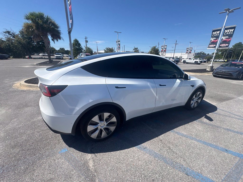 Used 2021 Tesla Model Y Long Range AWD/4WD image 21