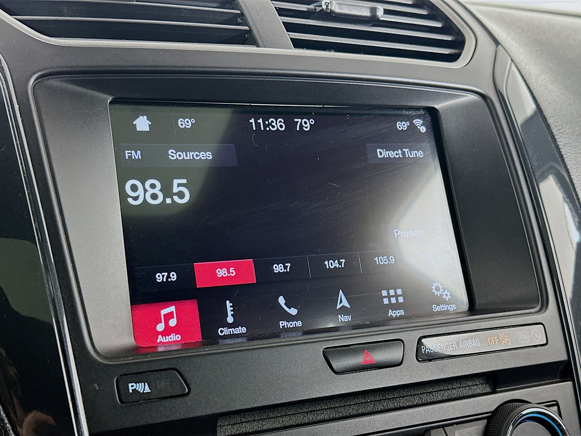 Used 2018 Ford Explorer XLT w/ Equipment Group 202A AWD/4WD image 21