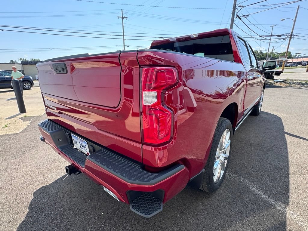 Used 2024 Chevrolet Silverado 1500 High Country AWD/4WD image 6