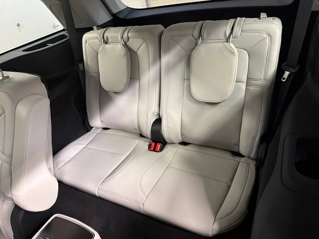 New 2026 Lincoln Aviator Reserve AWD/4WD image 32