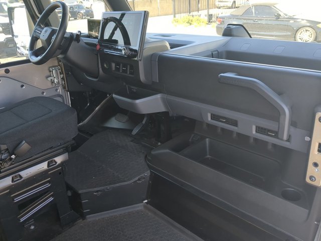 Used 2024 Chevrolet Brightdrop 600 w/ Commercial Equipment Package AWD/4WD image 19