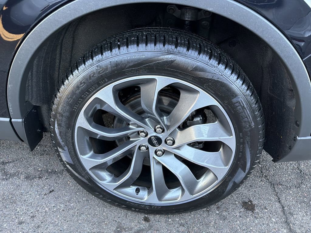 New 2025 Lincoln Aviator AWD w/ Equipment Group 101A image 13