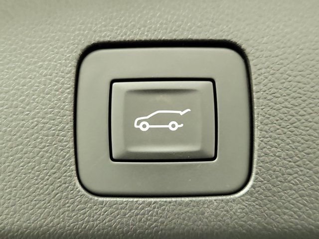 Used 2025 Buick Encore GX Sport Touring w/ Comfort Package image 10
