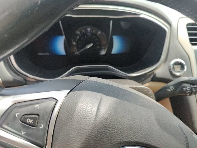 Used 2016 Ford Fusion Energi SE FWD image 18