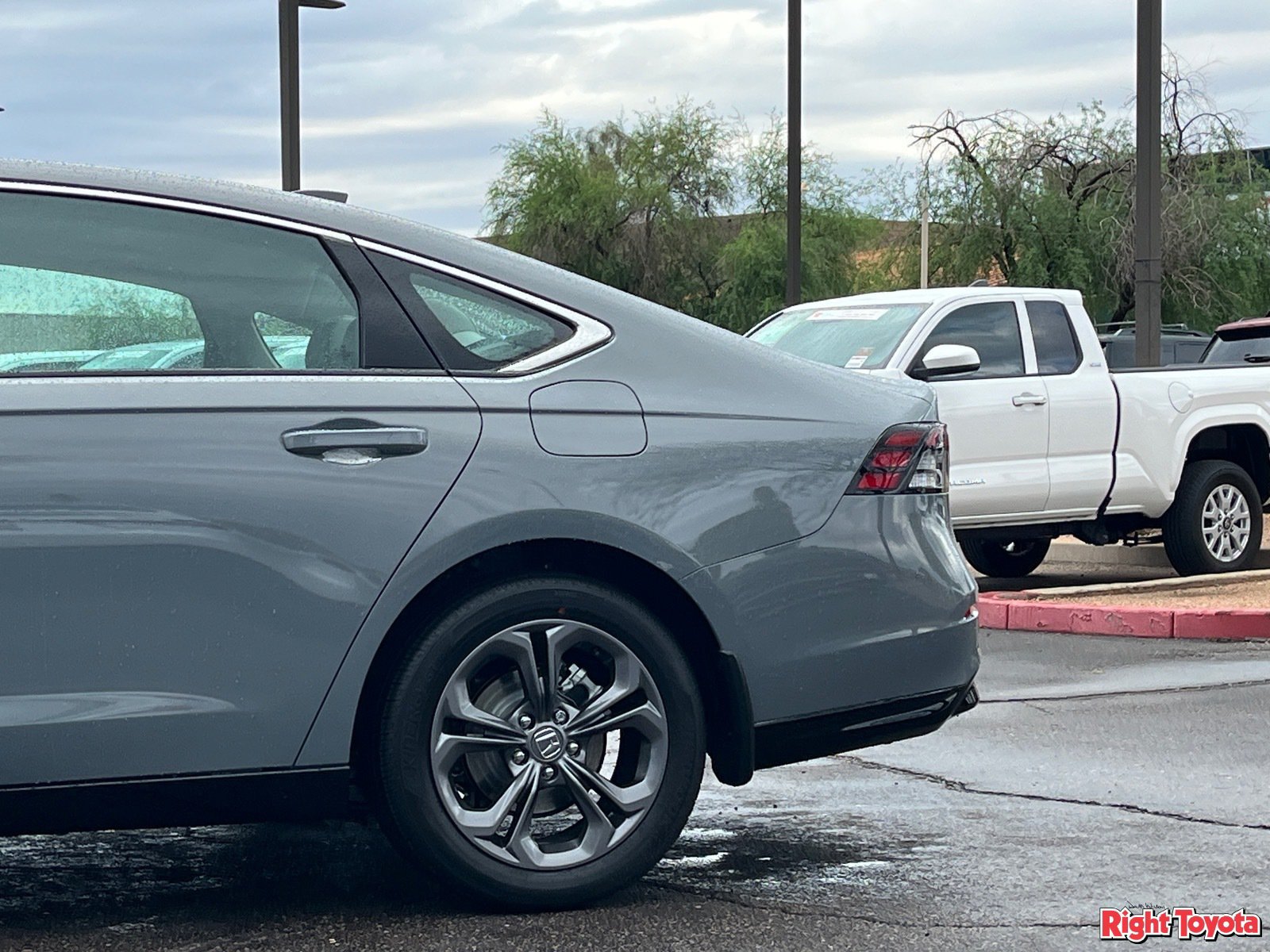 Used 2026 Honda Accord EX-L image 10