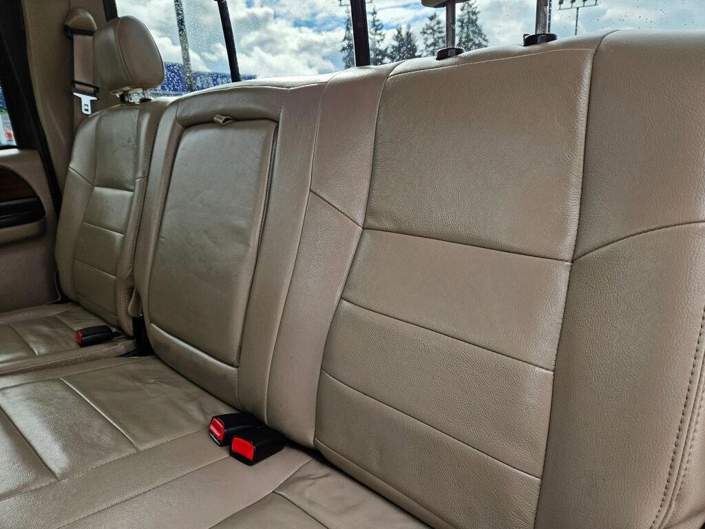 Used 2005 Ford F350 Lariat image 15
