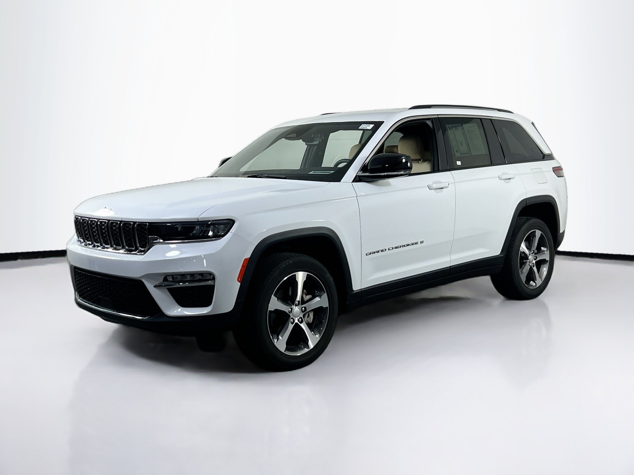 Used 2023 Jeep Grand Cherokee Limited
