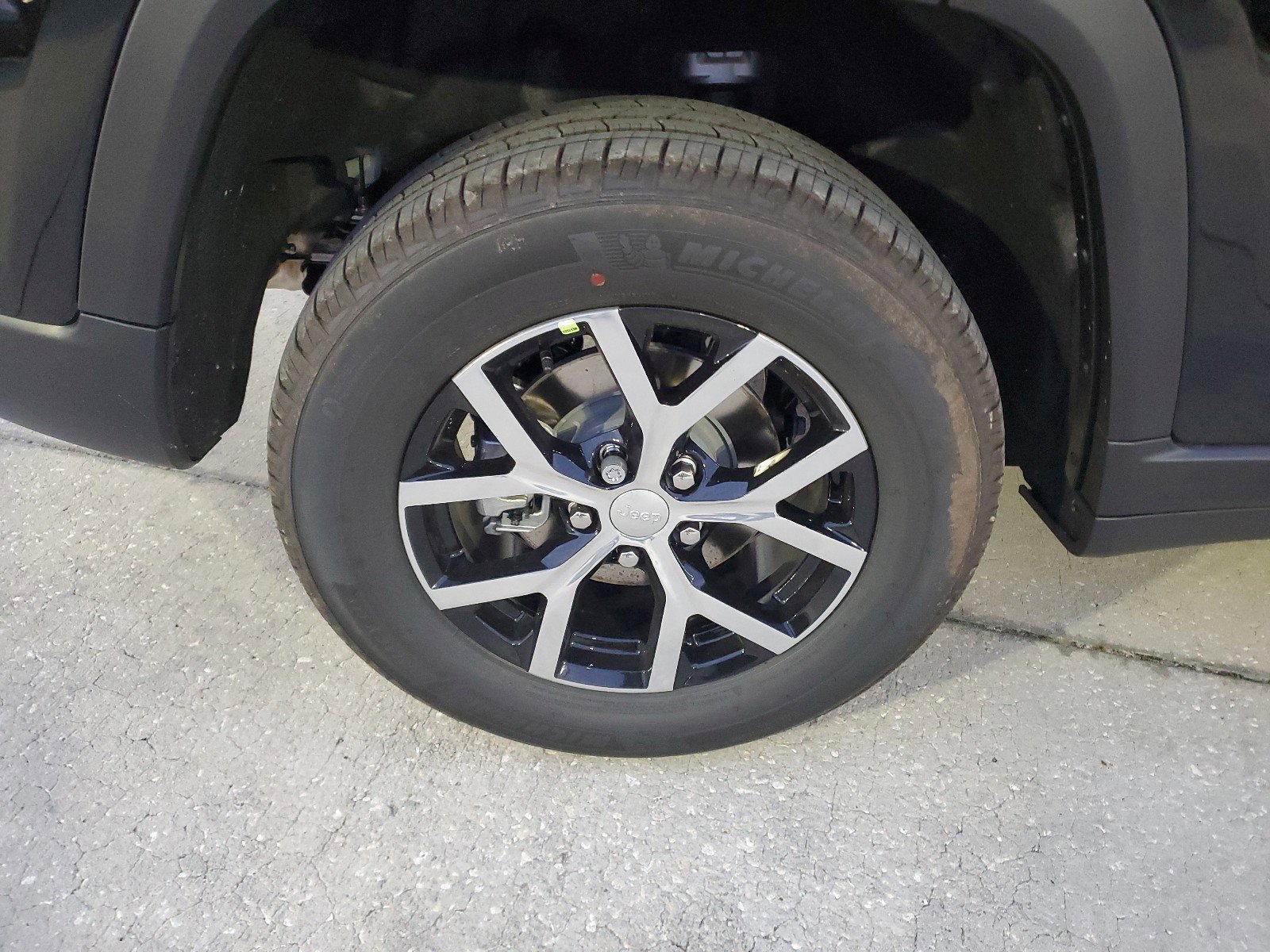 New 2025 Jeep Grand Cherokee Limited w/ Luxury Tech Group II image 5