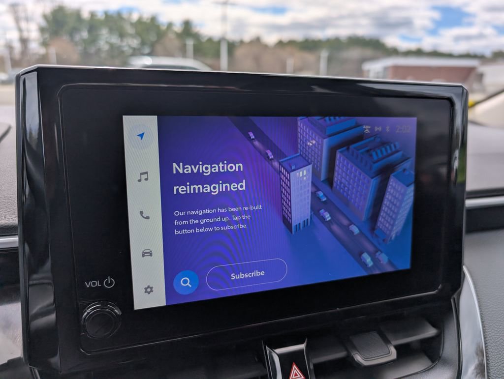 Used 2023 Toyota Corolla LE w/ Carpet Mat Package (TMS) FWD image 21