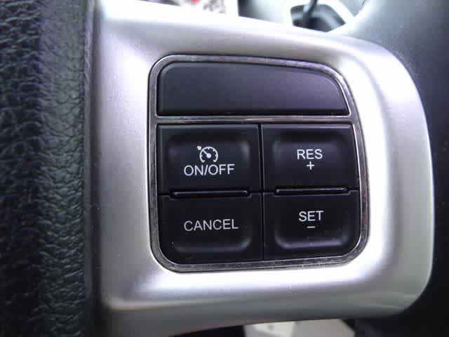 Used 2012 Dodge Grand Caravan Crew w/ Safety Sphere Group FWD image 21