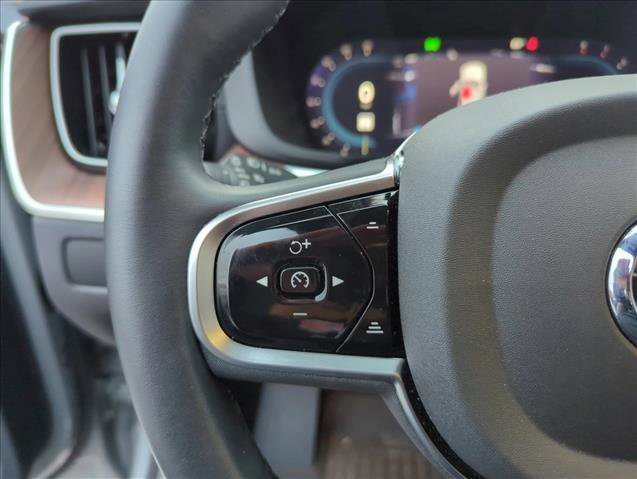 Used 2025 Volvo XC60 B5 Ultra w/ Protection Package Premier image 18