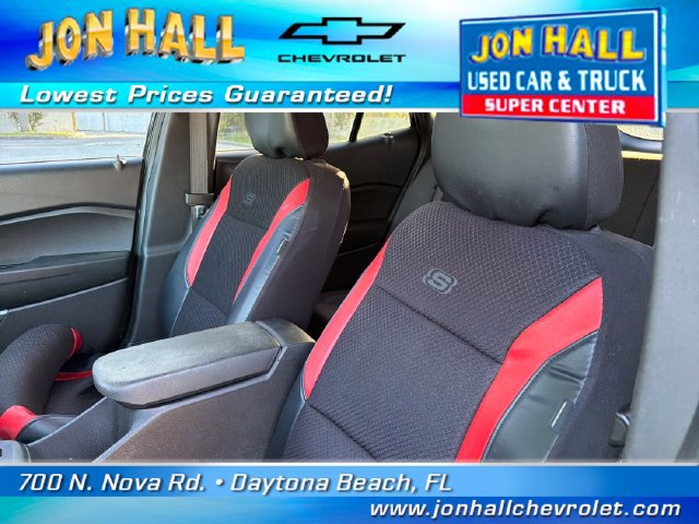 Used 2025 Chevrolet Trax RS w/ Driver Confidence Package FWD image 14