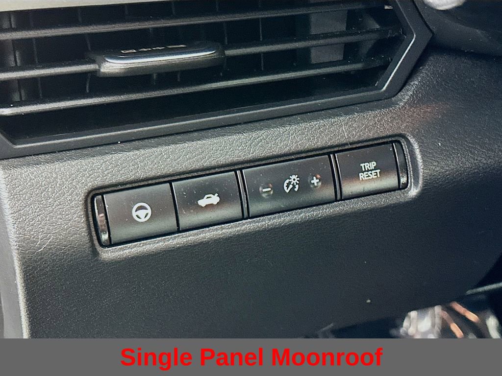 Used 2024 Nissan Altima 2.5 SV w/ SV Premium Package image 16