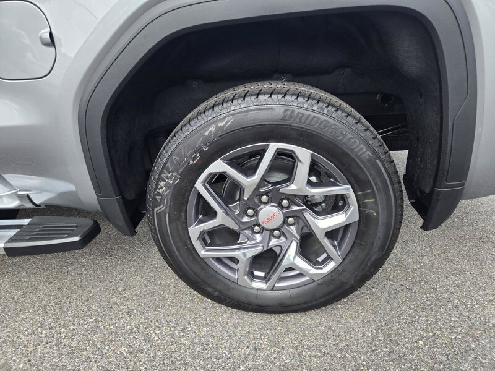 New 2026 GMC Sierra 1500 SLT w/ SLT Premium Package AWD/4WD image 7