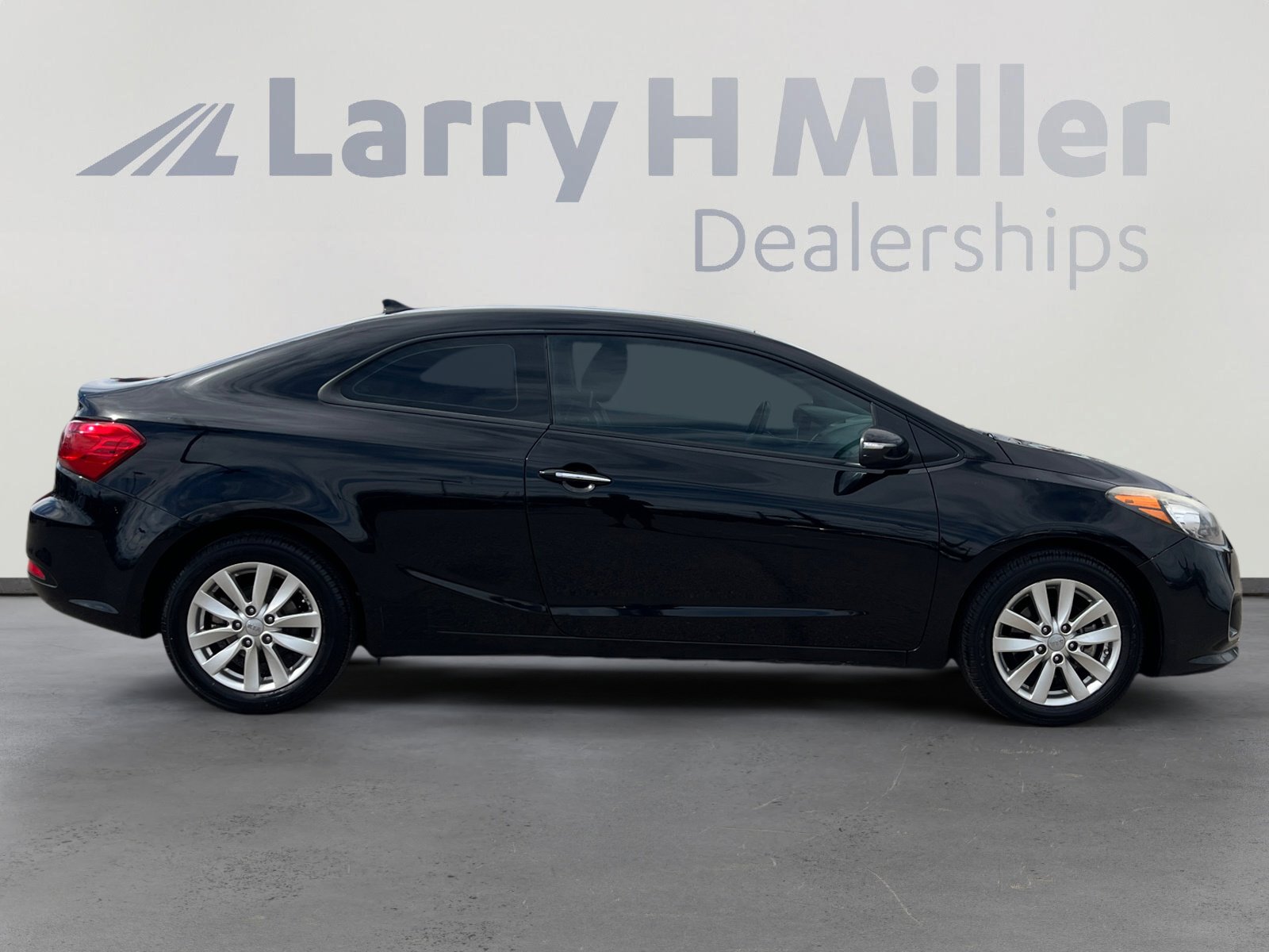 Used 2014 Kia Forte Koup EX w/ EX Premium Package image 6