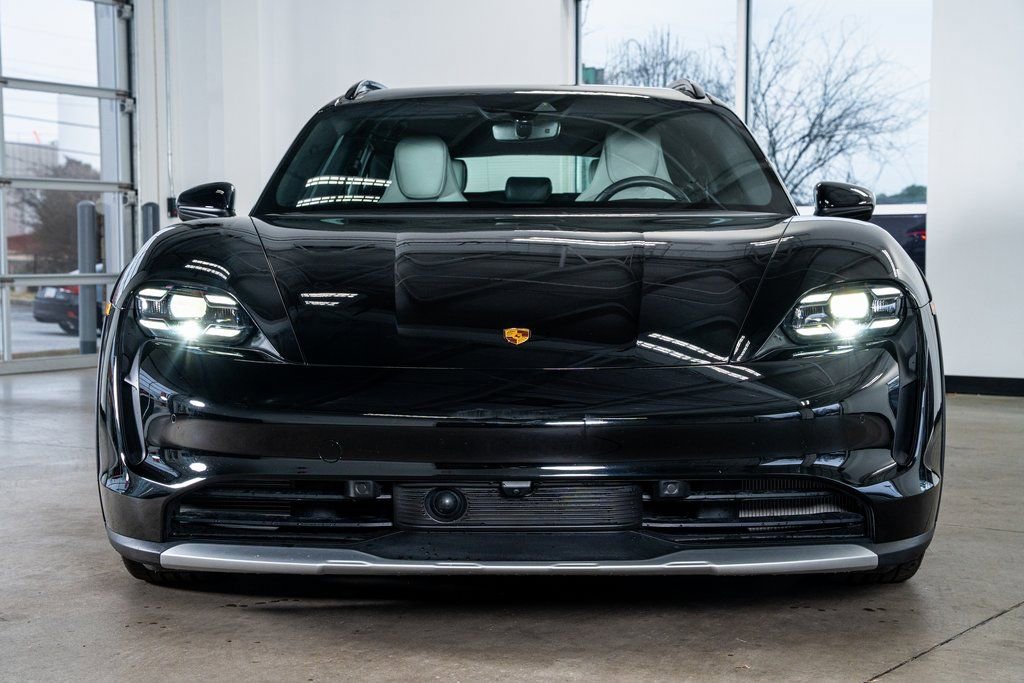 Used 2024 Porsche Taycan 4S w/ Premium Package image 3