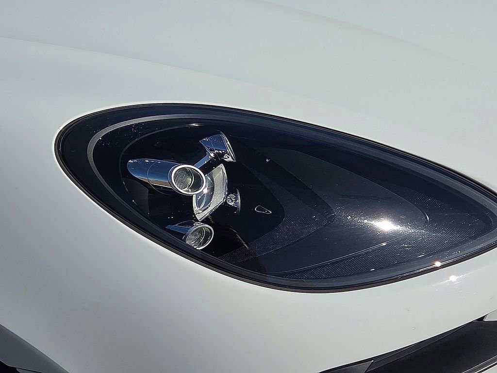 Used 2020 Porsche Macan image 31