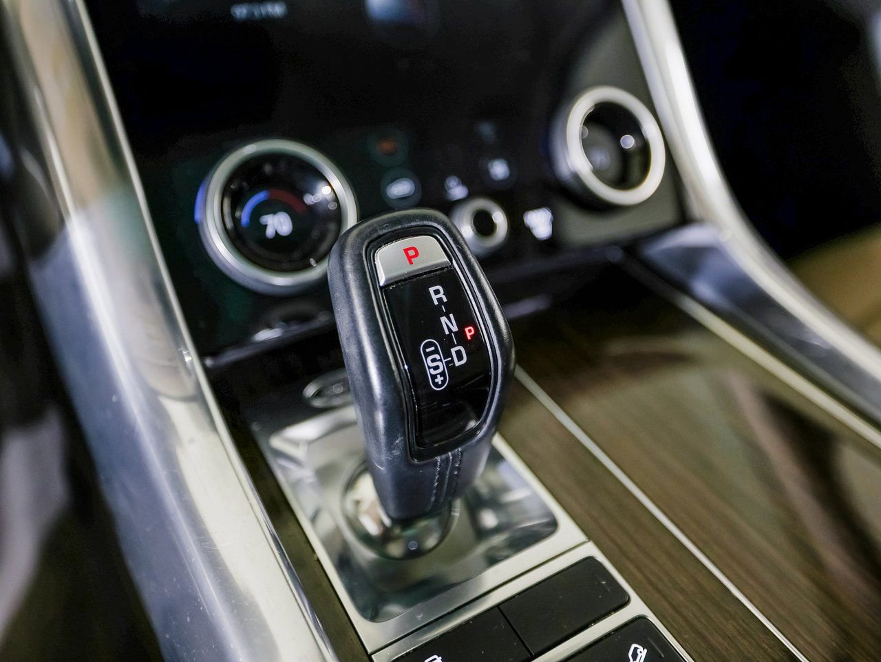 Used 2020 Land Rover Range Rover Sport HSE image 20