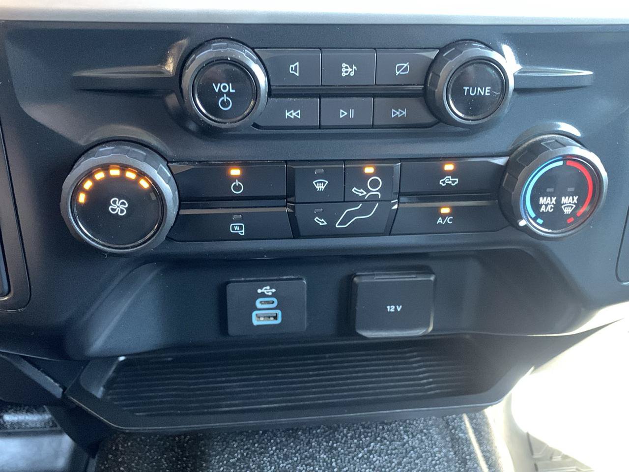 Used 2023 Ford F250 XL w/ XL Driver Assist Package AWD/4WD image 25